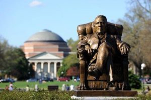 duke-statue-e1482500921769